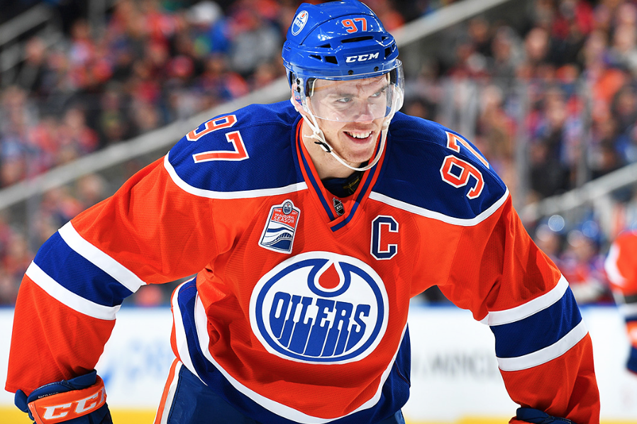 Pour la première fois..Connor McDavid a VISÉ ses coéquipiers...