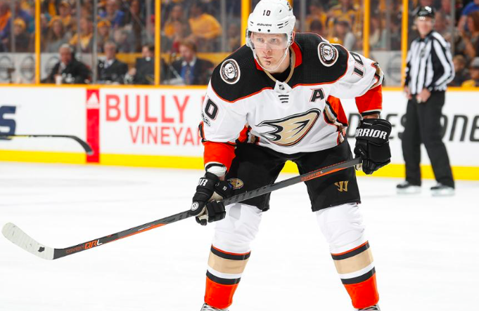Que va-t-il se passer avec Corey Perry...