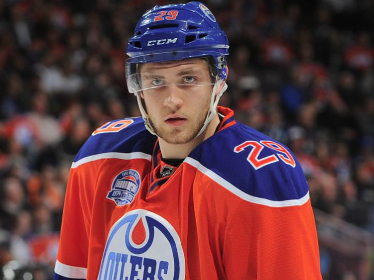 Qu'est-ce qu'attend Marc Bergevin????? OFFRE HOSTILE de 10 M$ par année...
