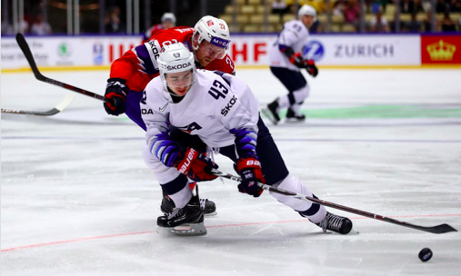 Quinn Hughes...même Chicago....