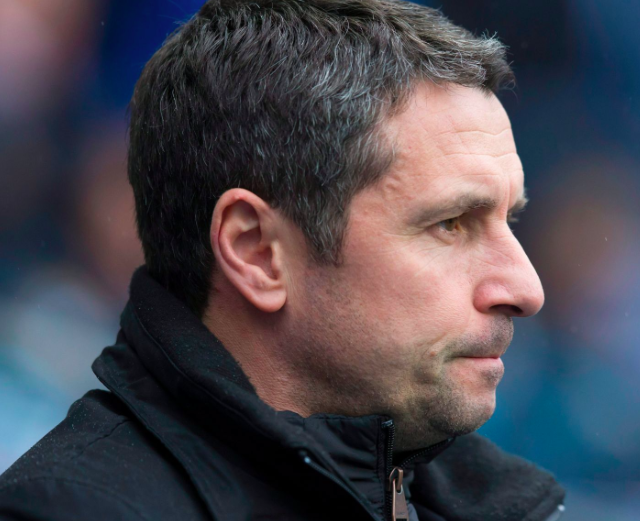Rémi Garde PÈTE sa COCHE contre les journalistes...Et HUMILIE ses joueurs...