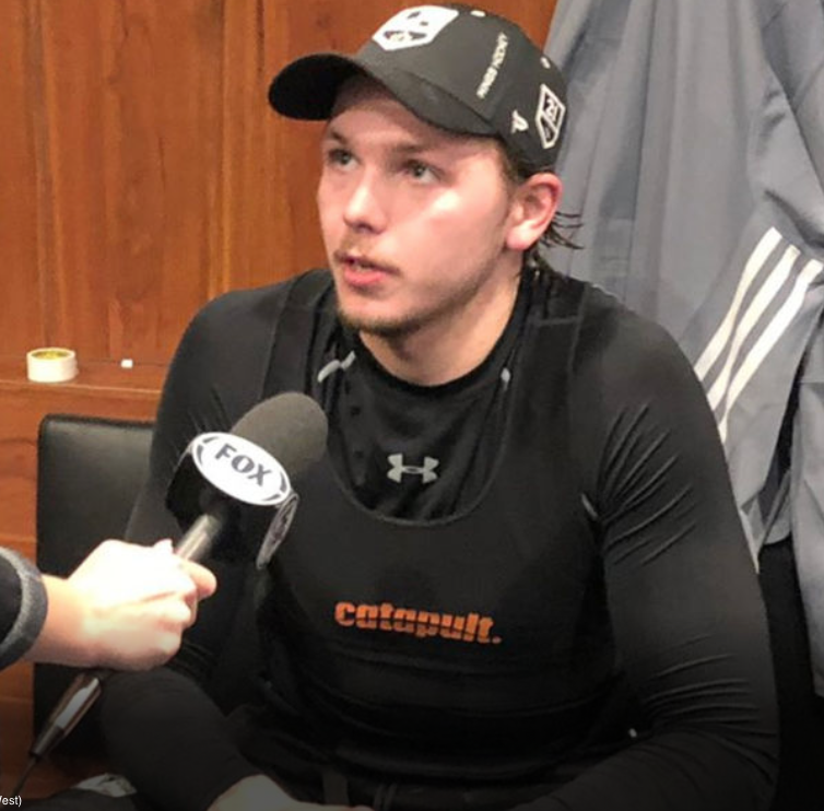 Renaud Lavoie humilie Scherbak auprès de Luc Robitaille...