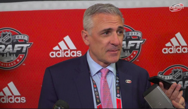 Ron Francis doit passer plusieurs NUITS BLANCHES...