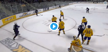 Ryan Poehling n'est pas ARRÊTABLE!!!!!!  Le JOUEUR DU TOURNOI!!!!!!