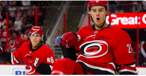 Sebastian Aho met le CH dans l'embarras!!!!!!