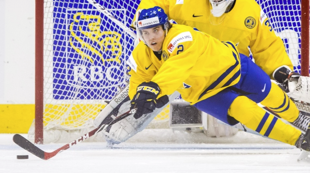 Sebastian Aho se rapproche de Montréal?