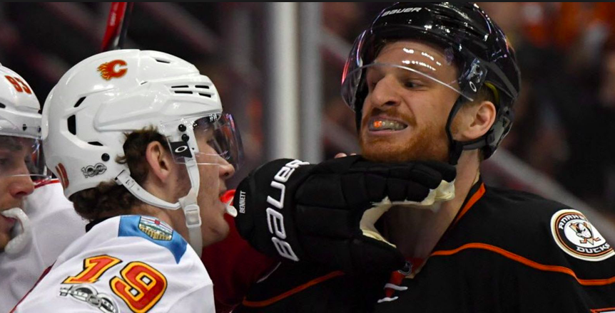 Selon un recruteur de l'OUEST...le contrat de Cam Fowler...