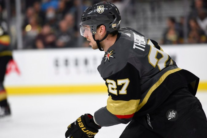 Shea Theodore continue d'être lié au Canadien de Montréal...