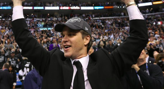  Si Luc Robitaille...Devient PROPRIO d'une équipe de la LNH...à Kansas City...avant Québec...