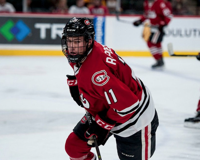 Si Ryan Poehling décide de jouer une autre saison dans la NCAA...