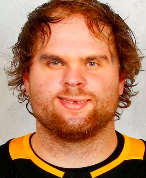 Si tu mixes les faces de Patrik Laine et Connor McDavid...tu as la MERVEILLE!!!!