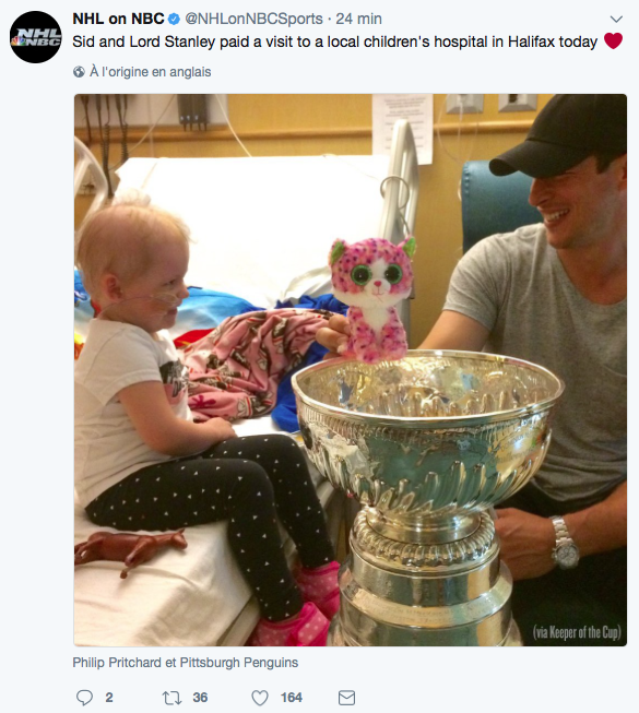 Sidney Crosby a un COEUR GROS comme la terre....