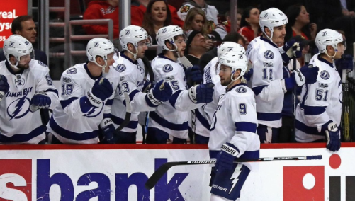 Steve Yzerman a échangé Drouin...pour...