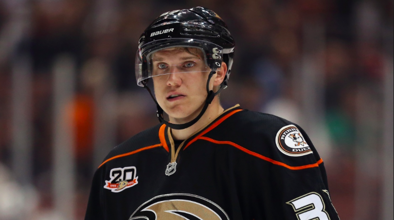 Tout le monde parle de Cam Fowler et Hampus Lindholm à Montréal...mais...