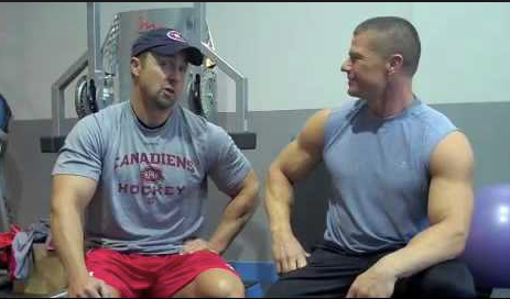  Trevor Timmins est au GYM en ce moment..