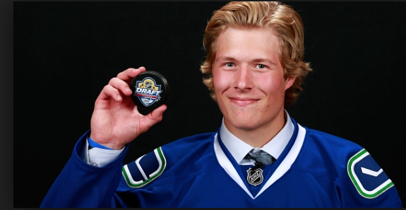 Trevor Timmins..Devrait aller porter son CV à Boston!!!!