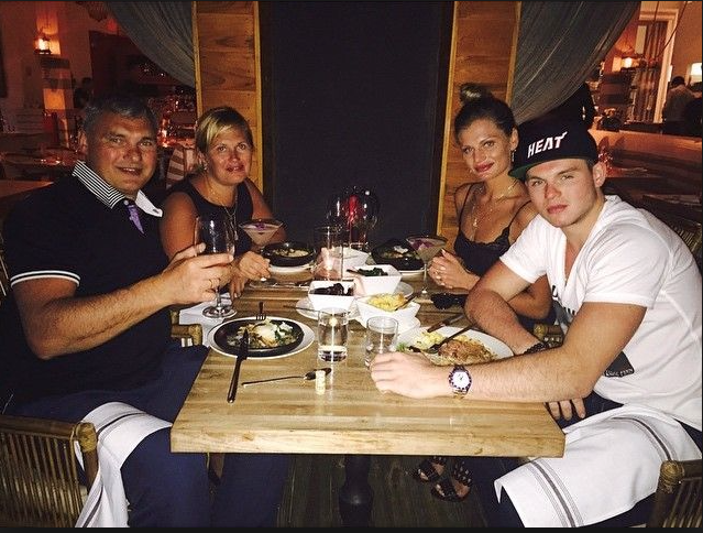 Un membre de la famille Galchenyuk..Est GRAVEMENT MALADE..