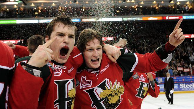 Une autre preuve...Que Jonathan Drouin doit jouer au CENTRE...