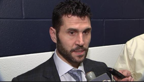 UNE COURSE pour Brian Gionta...HAHA!!!!