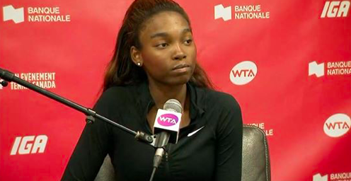 Une Max Pacioretty en tennis...Une PLEURNICHEUSE...