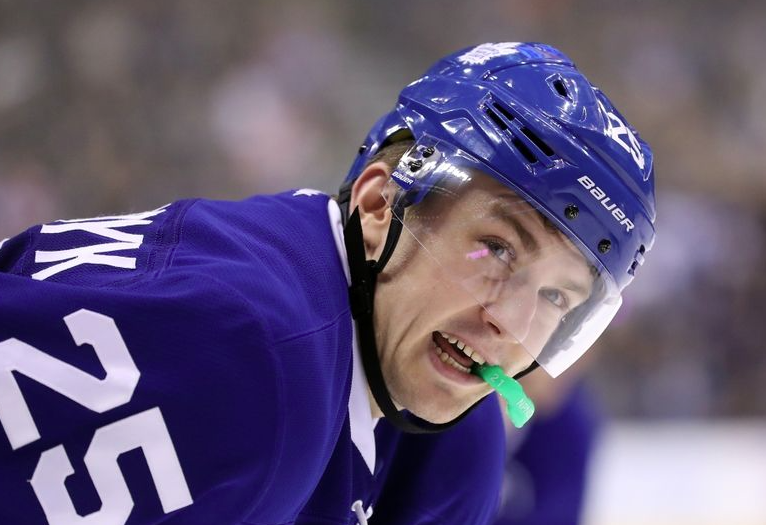 Une offre aux Leafs pour Travis Hamonic!!!