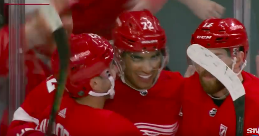 Vidéo: Andreas Athanasiou ou Max Domi?