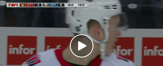 Vidéo: Brady Tkachuk qui demande à Guy Boucher s'il peut sauter sur la glace pour aller se battre..