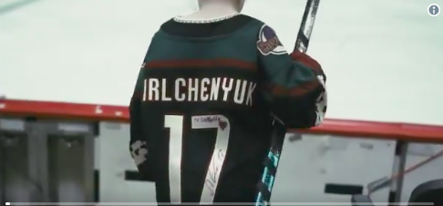 Vidéo: Cette histoire sur Alex Galchenyuk et sa GIRLCHENYUK...