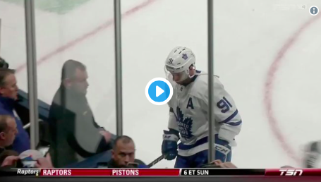 Vidéo: John Tavares est DÉTRUIT MENTALEMENT..