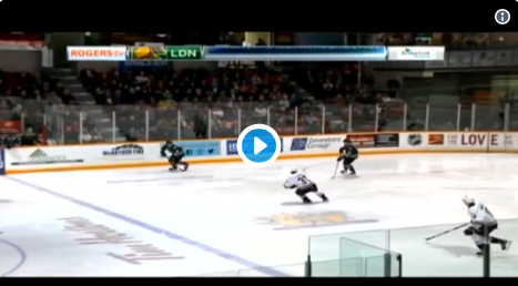 Vidéo: Nick Suzuki EXCELLE dans les deux sens de la patinoire..