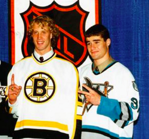 Voilà que Joe Thornton reçoit lui aussi une offre de deux ans...