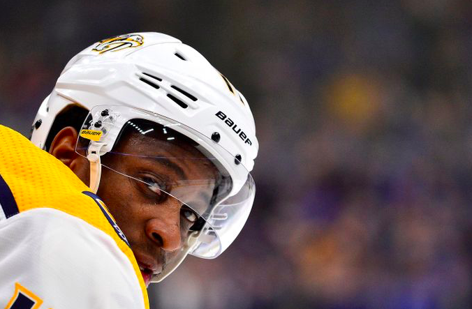 Wayne Simmonds CHOKE en SALE à Nashville..