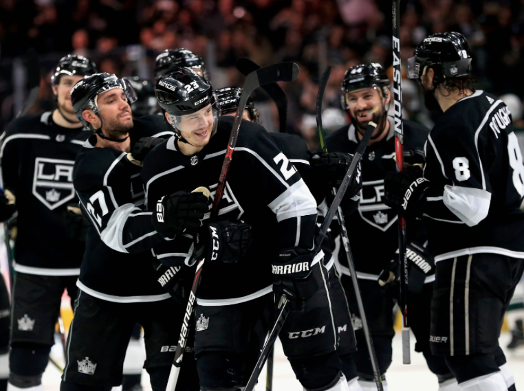 WOW...Faudrait que les Kings portent ça plus souvent...