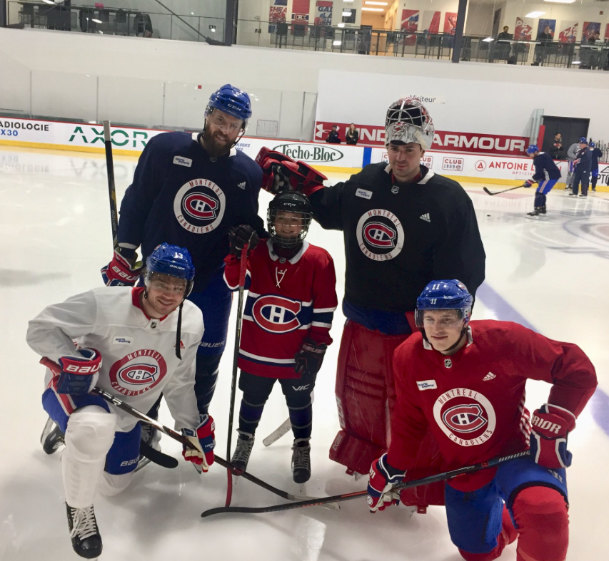 WOW...Le Canadien fait signer un contrat à un KID...