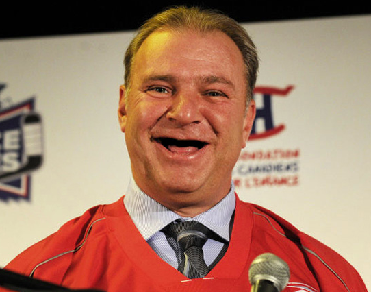WOW...Steve Yzerman considérerait Michel Therrien...