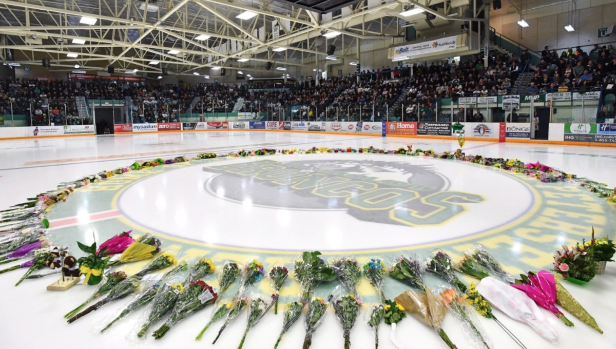 WOW...Un gars est arrêté en lien avec la tragédie des Broncos !!!