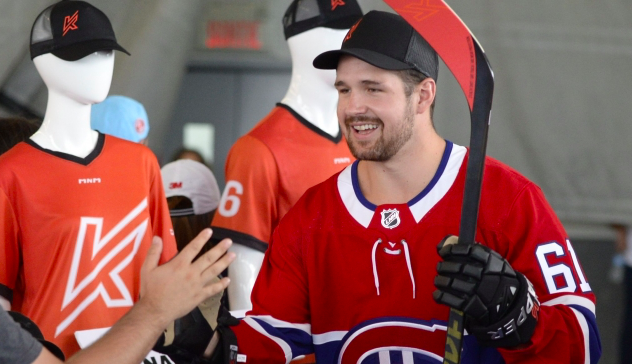 Xavier Ouellet joue à l'attaque!!!! HAHA!!!!!!!