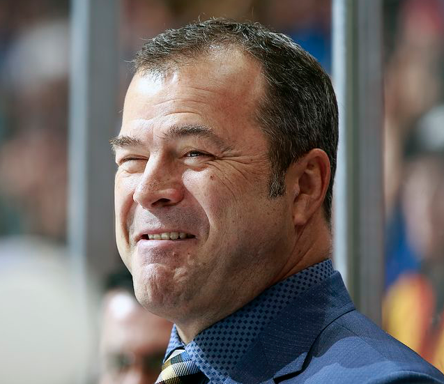 AYOYE...Alain Vigneault n'a pas signé pour des CACAHUETES...