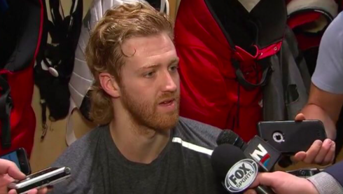 Dougie Hamilton se fait pousser le MULLET....pour la CHANCE..