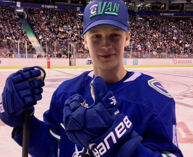 Est-ce que le Calder va échapper à Pettersson ?