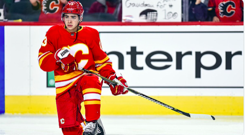 Johnny Gaudreau se fait MANGER la laine sur le dos par les médias de Calgary...