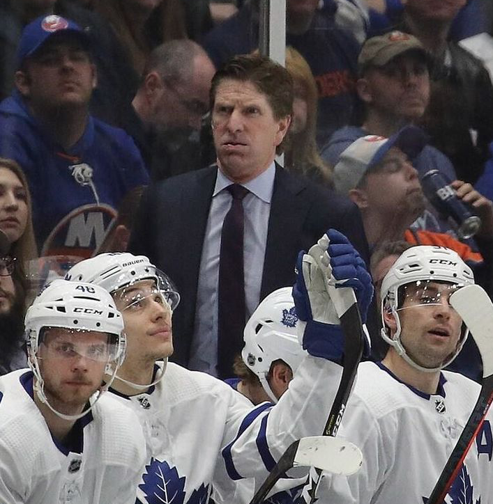 Les Leafs devraient faire ça vite, pour congédier Mike Babcock...