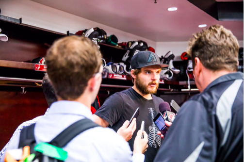 Les médias de l'Arizona sont FURIEUX envers Alex Galchenyuk....