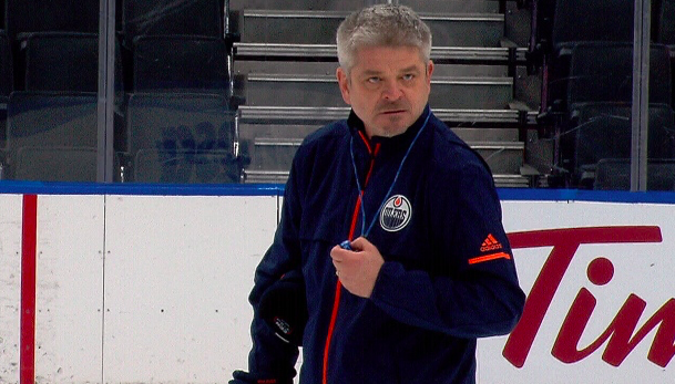 REVIREMENT de SITUATION à Buffalo!!!!! Todd McLellan TASSE ALAIN VIGNEAULT!!