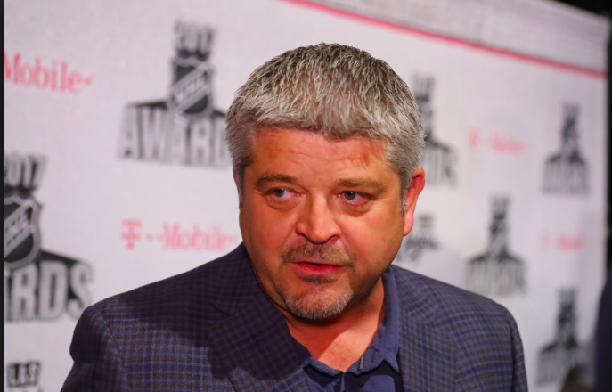 Todd McLellan fait sa VEDETTE...