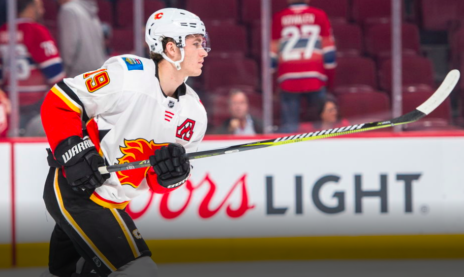 COMPLICATIONS dans le dossier Matthew Tkachuk...