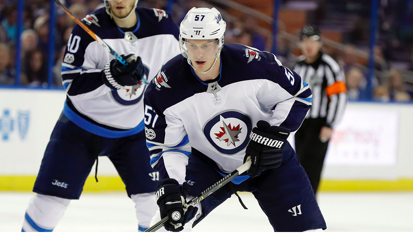 Et quand on lui demande s'il va échanger Jacob Trouba....