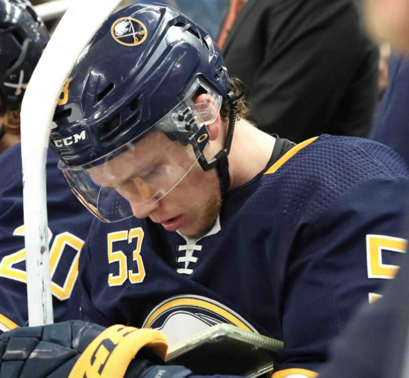 La première JOB du nouveau coach des Sabres...