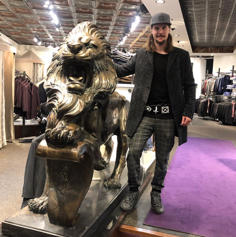 Martin McGuire envoie Erik Karlsson à Montréal !!!