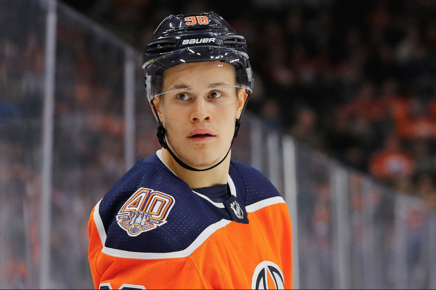 Andrew Shaw a bel et bien été proposé aux Oilers...